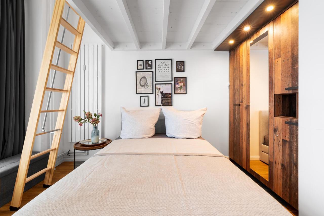 The Koburger I - Stylish Studio With Extra High Bed For Kids, 38M2 Space, Ideal For Families & Kids Or Couples — Photos 1